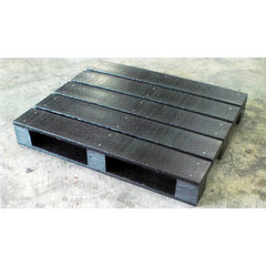 再生樹脂板パレット 品番　M1645MP-1111E